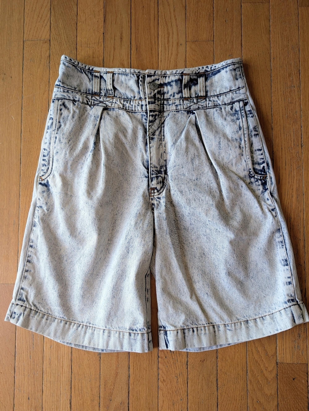 Jordache Vintage 80s Acid Wash Blue Denim Pleated Jean Cotton Shorts Size 31